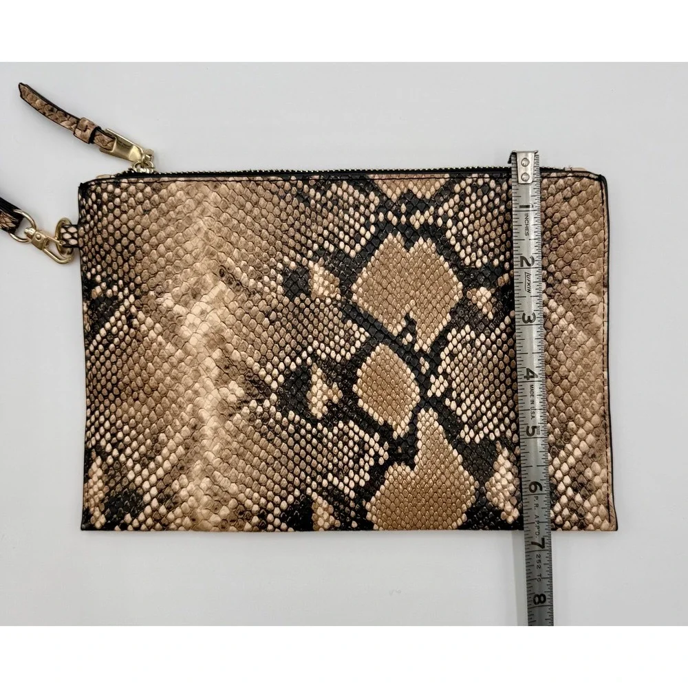 Snakeskin Print Wristlet Clutch Bag Brown Tan Faux Leather Zip Top Card Slots‎